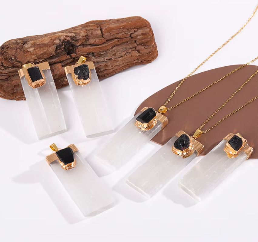 Using Selenite crystal and black tourmaline together