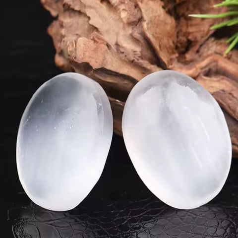 Selenite charging stone