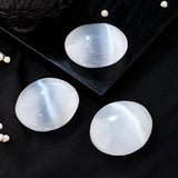 An image of 3 small pocket crystal.